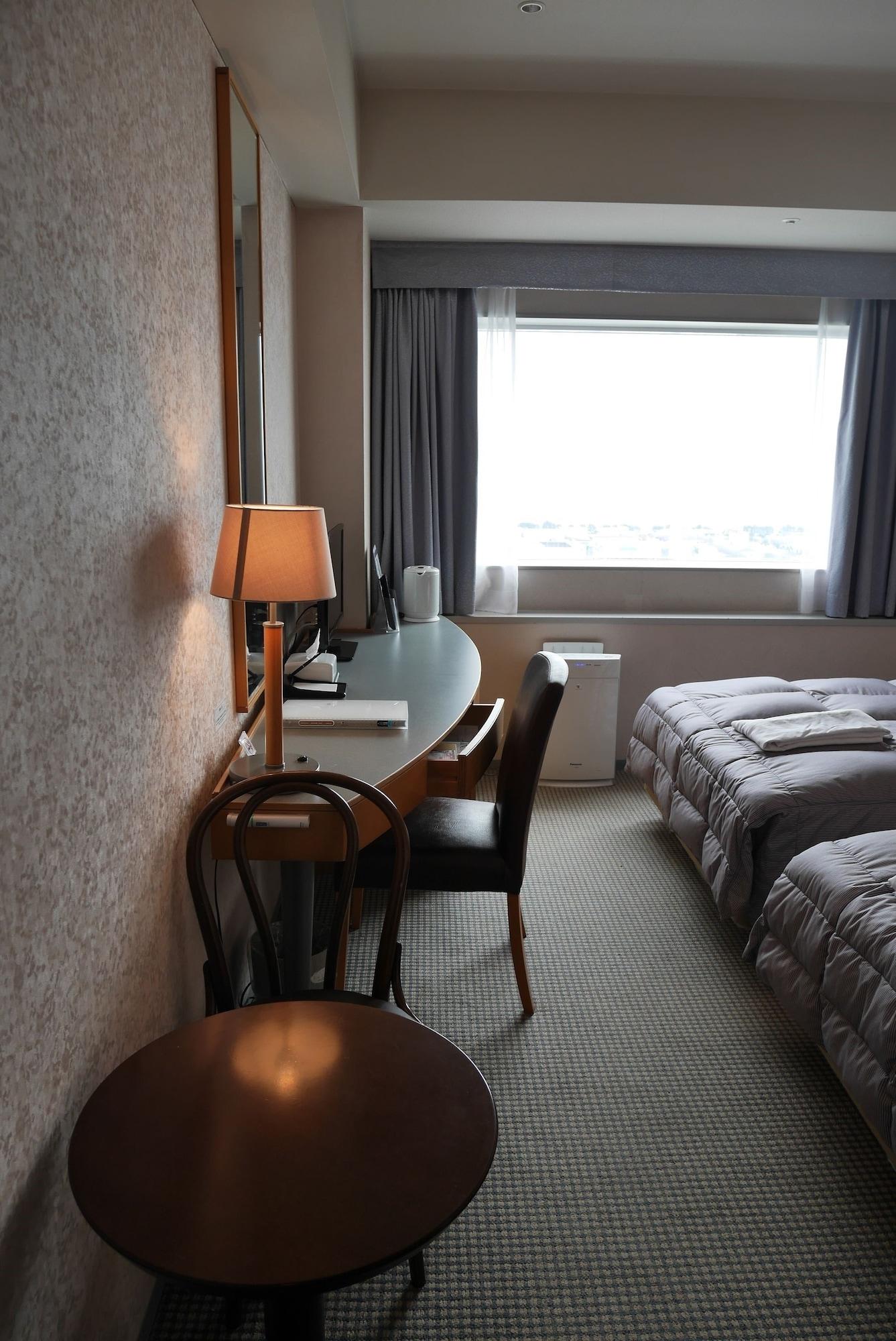 Yokohama Techno Tower Hotel Екстер'єр фото